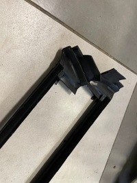 фото thumb №8, 2 ущільнювачі скло задня bok mercedes c123 coupe