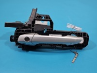 фото thumb №3, Ручка перед ліва зовнішня mercedes w176 a2047601700 761u жало