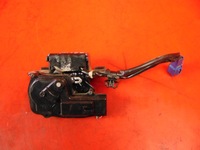 фото thumb №1, Toyota prius 2 ii w20 замок кришки багажника зад