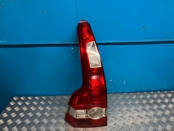 фото thumb №1, Volvo v50 лампа левый зад левая задняя 30698918