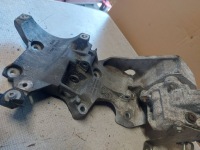 Купить Vw golf vi 1.6 tdi кронштейн генератора 03l903143q, фото thumb