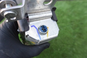 фото thumb №9, Подушка подушка безопасности коленная правая bmw 3-seria f30 f31 usa