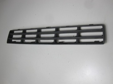 фото thumb №1, Заглушка бампера перед средняя vw golf iv 98r