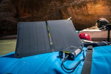Мощное зарядное устройство 25600мАч USB-C PD 100W QI Solar 20W