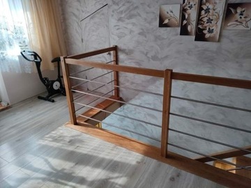 ПОЛНЫЕ ДЕРЕВЯННЫЕ ЛЕСТНИЧНЫЕ ПЕРИЛА