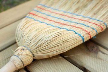 YORK Метла из сорго для подметания, натуральная, 140 см, экологическая, деревянная палка