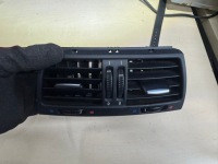 фото thumb №1, Bmw x5 e70 x6 e71 решітка обдув задня 6954954