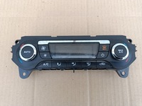 фото thumb №1, Панель кондиціонера ford focus mk3