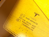 фото thumb №2, Tesla model s скло трикутне двері перед права