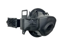 фото thumb №1, Chevrolet aveo t300 петля крышка заливной топлива 95900044