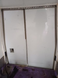 фото thumb №2, Дверь задняя mercedes sprinter 906 холодильная установка izolowane