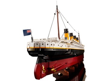 Набор кубиков LEGO ICONS «Титаник» 10294