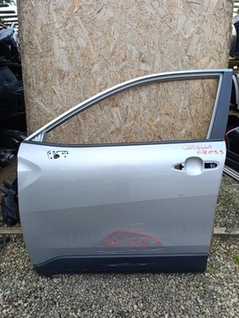 фото thumb №1, Дверь левый перед toyota corolla cross 2020-2025