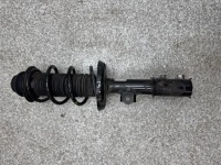 фото thumb №1, Амортизационная стойка амортизатор правый перед toyota yaris cross kross 2022 w-wa 1.5