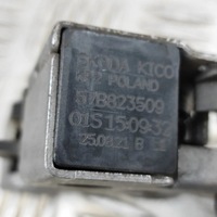 фото thumb №6, Skoda karoq 2022 замок кришки передньої / капот двигуна