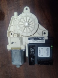 фото thumb №1, Моторчик вікон перед audi a3 8p 8p0959802n