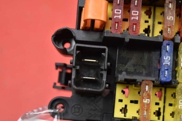 фото thumb №8, Коробка запобіжників 9627791880 peugeot 206 1.1 8v 60 km 98-03