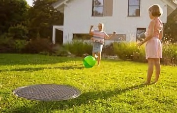 Zbiornik na deszczówkę Compact 1600 l z nadbudową KOMFORT + pompa + punkt