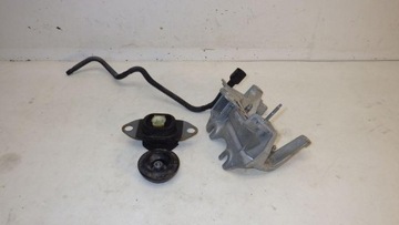 фото thumb №1, Лапи подушка двигателя renault zoe ii 112223722r