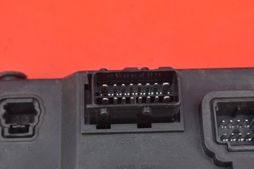 фото thumb №10, Коробка предохранителей bsi 9653667480 citroen c2 c 2 1.1 8v 60 km 03-08