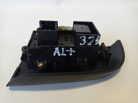 фото thumb №6, Перемикач вікон правий задня honda accord vi 83745s1ae610