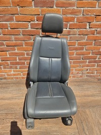 фото thumb №1, Jeep grand cherokee wk 5-10r сиденье правые перед серый