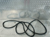 фото thumb №1, Прокладка двері передніх кузовна lewa=prawa audi a6 c7 4g оригінальний номер