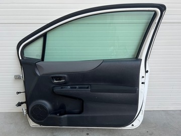 фото thumb №8, Дверь правый перед передние toyota yaris iii 3 3d
