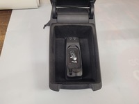 фото thumb №8, Audi a6 c6 подлокотник 4f0864114