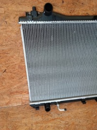 Радіатор води suzuki grand vitara 2005- 2.0 бензин автоматична коробка передач 17700-65j10 Доставка, фото thumb
