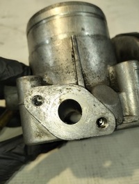 фото thumb №8, Дросельна заслінка vw golf iv 1.6b 74kw 1999r 06a133062a