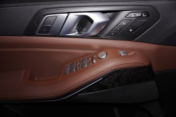 фото thumb №12, Обшивки обивка дверь bmw x7 g07 кожа led