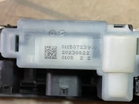 фото thumb №6, Mercedes w206 21r мікровимикач ручка кришки багажника a0997502400