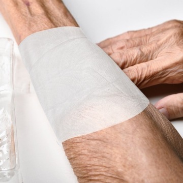20 SZT. BANDAŻY TRÓJKĄTNYCH MAŁY BANDAŻ DO PIELĘGNACJI RAN