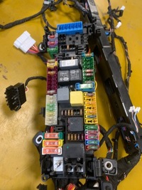 фото thumb №13, Жгут электропроводка предохранители infiniti q30 1.5 d