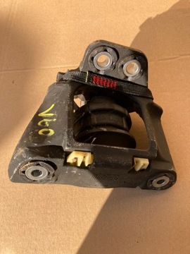 фото thumb №8, Volvo s60 iii подушка двигуна права 32137495