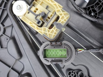 фото thumb №15, Замок дверь левый задний тросы тяга volvo xc40 оригинальный номер