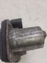 фото thumb №5, Дроссельная заслонка выхлопных газов audi a4 b9 a5 2.0 5q0253691j