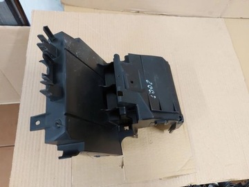 фото thumb №6, Peugeot 5008 1 i корпус коробка запобіжників заглушка банки 9658418180