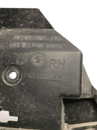 Mercedes-benz cle c236 захист сторона права a2368852402 в Україні, фото thumb