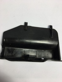 фото thumb №9, Захист пластик фаркопа замка капот mercedes w124 1248890025