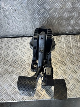 фото thumb №1, Audi q3 83a педаль тормоза gaz 5q1723058