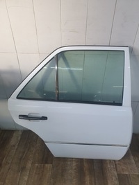 фото thumb №1, Дверь задние правое mercedes w124 147f