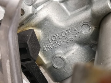 фото thumb №14, Toyota avensis verso колонка рулевая 45020-28-7 европа