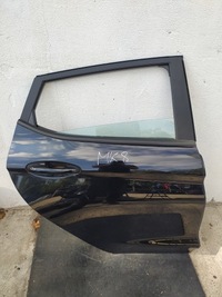 фото thumb №1, Ford fiesta mk8 дверь правое задние правый задняя