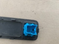 фото thumb №10, Ford mustang mach-e 2021r кнопка открывания крышки багажника оригинал