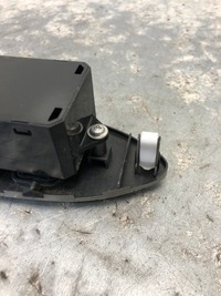 фото thumb №6, Перемикач вікон лівий перед mitsubishi pajero iv 8608a110