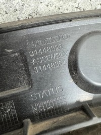 фото thumb №10, Молдинг łuczek крила лівий задня volvo xc40 2017-2024 31448354