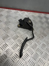 Купить Потенциометр газа 8200297335 renault clio 3 1.2 16v 05-12, фото thumb
