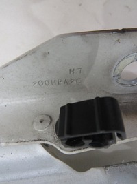 фото thumb №5, Volvo оригинальный номер 30799178 петля петли капот